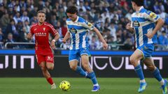 Mulattieri se abre paso durante el partido ante el C&oacute;rdoba. 