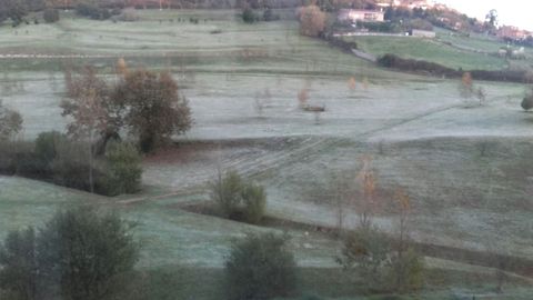 Hielo en la falda del Naranco, en Oviedo