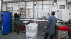 Taller de fr�o industrial en el CIFP As Mercedes, de Lugo
