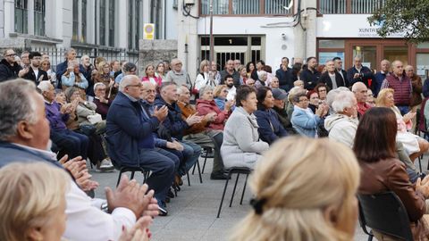 Presentaci�n de �Lugo 10� de Miguel Fern�ndez en un encuentro en A Milagrosa.