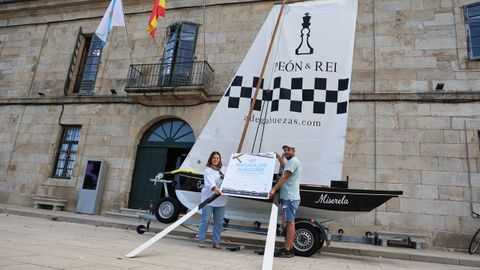 Presentaci�n este m�rcores da Regata do Albari�o de dornas en Cambados.