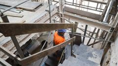 Trabajos de rehabilitaci�n de un inmueble del centro de Ferrol