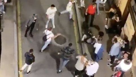 Un momento de la pelea, en la captura de un v�deo colgado en redes sociales 