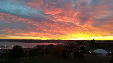 AS� AMANECI� HOY A CORU�A 