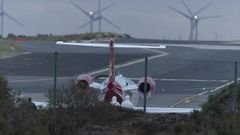El avi�n ambulancia permaneci� en pista por un fallo el�ctrico