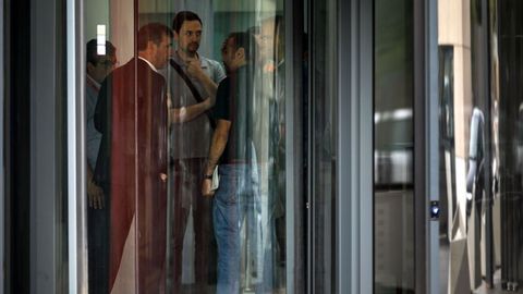 La Guardia Civil interviene para impedir el voto electr�nico