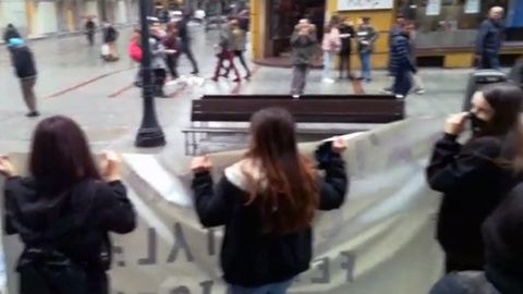 Piquete informativo de CNT durante el 8M