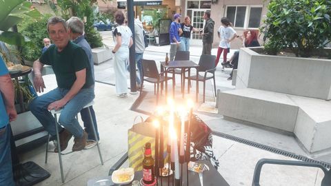 A presentaci�n do programa desenvolveuse � luz das velas.