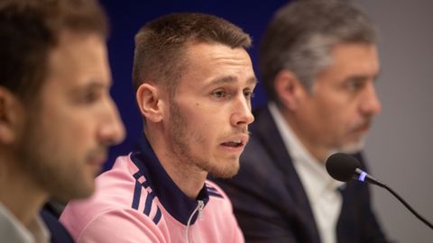 Jonathan Dubasin, en su presentaci�n en el Carlos Tartiere