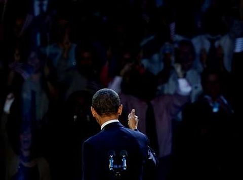 Obama saluda a sus seguidores en el McCormick Place.