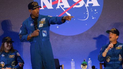 El astronauta Victor Glover,�el primer hombre negro en orbitar la Luna, asegur� que todav�a no hab�a �procesado� los diez d�as de este viaje.