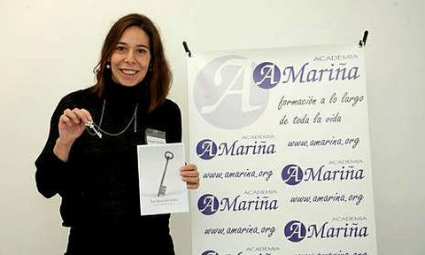 Raquel Hermida presenta libro en El Cercano