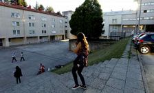 Los vecinos sugirieron que esta explanada ser�a una buena zona de p�rking para alumnos.