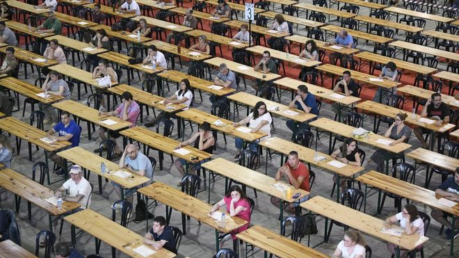 Oposiciones al Sergas en Silleda, en una foto de archivo de julio del 2023