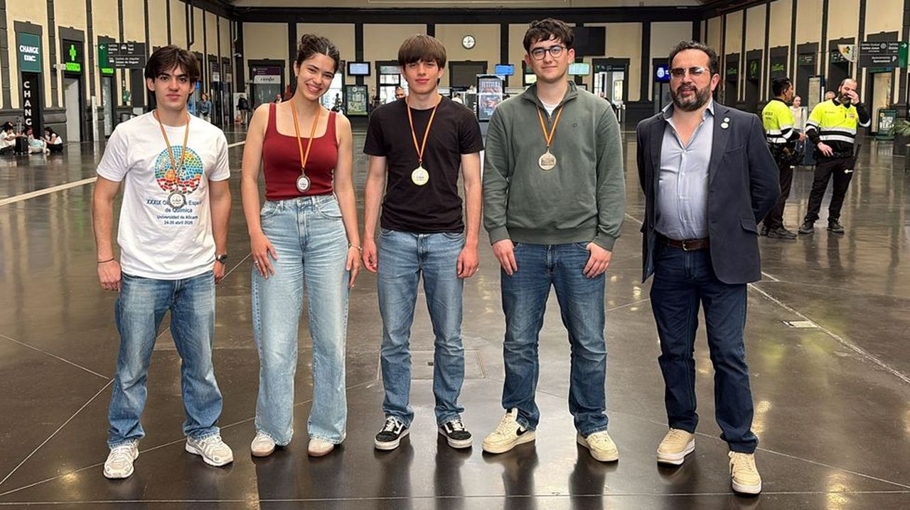 Dos alumnos de Santiago consiguen sendas medallas de plata en la Olimpiada Española de Química