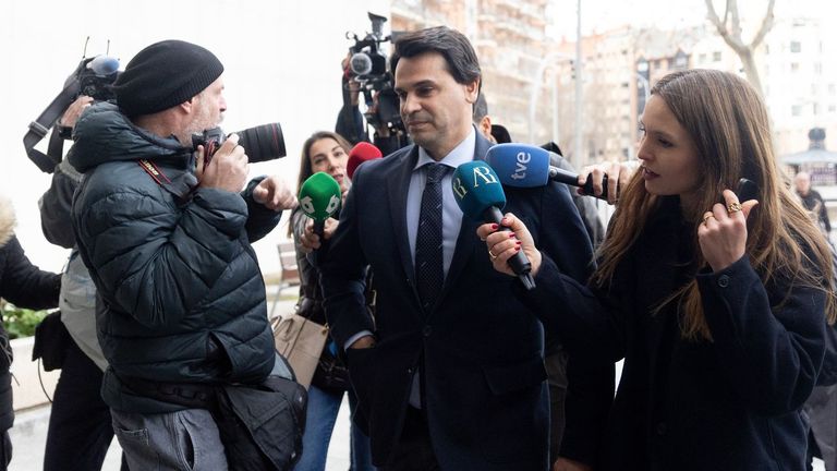 El juez autoriza a la UCO a investigar las cuentas bancarias del novio ...