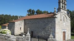 Actual templo de Santo Adri�n en Corme Aldea 