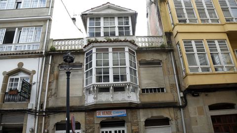 Uno de los inmuebles de la Costa do Ferrador de Noia que se anuncian en internet