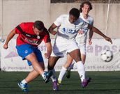 Gustavo Hurtado, a la derecha, en el amistoso que el Lemos jug� ante la Residencia. 