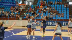 La conjura del Baxi Ferrol con su afici�n, en im�genes