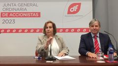 La presidenta y el CEO de Duro Felguera, Rosa Aza y Jaime Argelles, en rueda de prensa posterior a la Junta General de Accionistas, celebrada en el recinto ferial gijons Luis Adaro