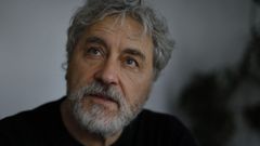 Manuel Rivas v�n de publicar �O que fica f�ra�. 