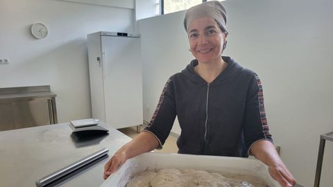 Ver�nica L�pez, responsable del obrador Verna, de Santo Adriano