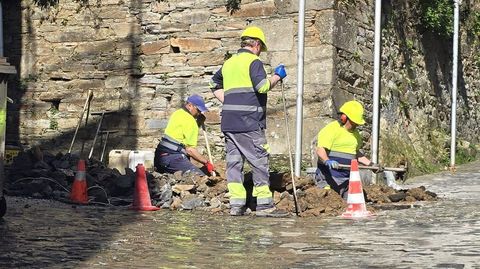 Imagen de una avera en la red de agua la pasada primavera