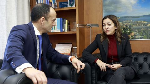 Barea recibi� en Curuxeiras a la conselleira do Mar, Villaverde.