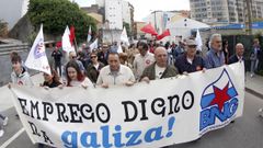 Mira aqu las imgenes de la manifestacin del 1 de mayo en Ribeira