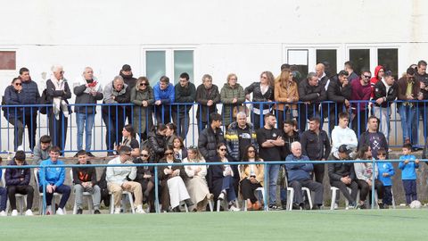 Derbi barbanzano de Preferente entre Cidade de Ribeira y Boiro