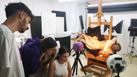 Las dos tablas policromadas llegaron muy deterioradas, pero podr�n ser salvadas.