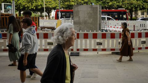 Las obras de remodelaci�n prosiguen en los Cantones de A Coru�a