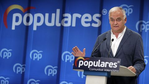 Esteban Gonz�lez Pons, presidente del comit� organizador del congreso extraordinario del PP