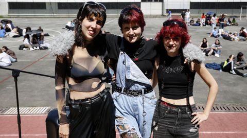 Gala, Ash e Ro actuaron no IES As Lagoas