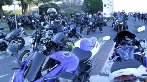CONCENTRACION DE MOTOS REVENTA PISTONS