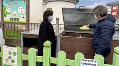 El concejal Ricardo Rodicio y la t�cnica municipal de Medio Ambiente