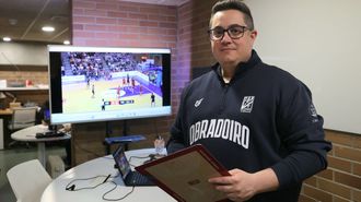 Epi, en su despacho del Multiusos de Sar despu&eacute;s de un entrenamiento