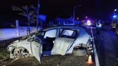 El veh&iacute;culo accidentado en Oleiros