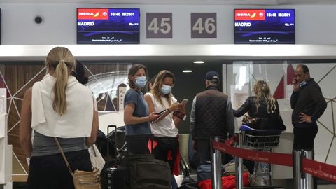 Vista del aeropuerto de Casablanca donde 348 espa�oles fueron repatriados hoy desde Marruecos a Espa�a