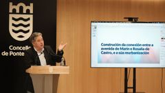 Fernndez Lores, este jueves, al anunciar la licitacin del plan de humanizacin del barrio de Mollavao