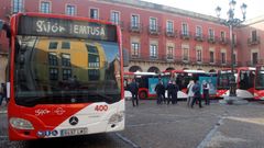 Presentacin de los siete nuevos autobuses hbridos de Emtusa