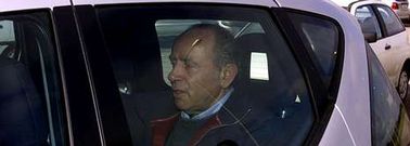 El capit�n del �Prestige�, Apostolos Mangouras, cuando sali� de la c�rcel de Teixeiro en el 2003, tras pasar ochenta d�as en prisi�n.