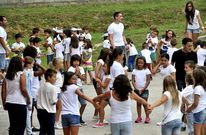 Los ni�os protagonizaron diversas actividades en el festival de clausura celebrado ayer en Covas. 