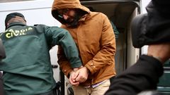 Entrada en los juzgados del supuesto asesino de la joven Ana Enjamio