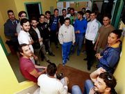 Los aspirantes, ayer en la piscina Carballo Calero. 