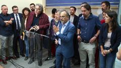 Nacionalistas y Podemos, unidos. Parlamentarios de ERC, PDeCAT, En Com�, En Marea, PNV, Compromis, Bildu y Podemos se unieron para denunciar en el Congreso, el �estado de alarma� que a su juicio se vive en Catalu�a y para reclamar la liberaci�n de los detenidos