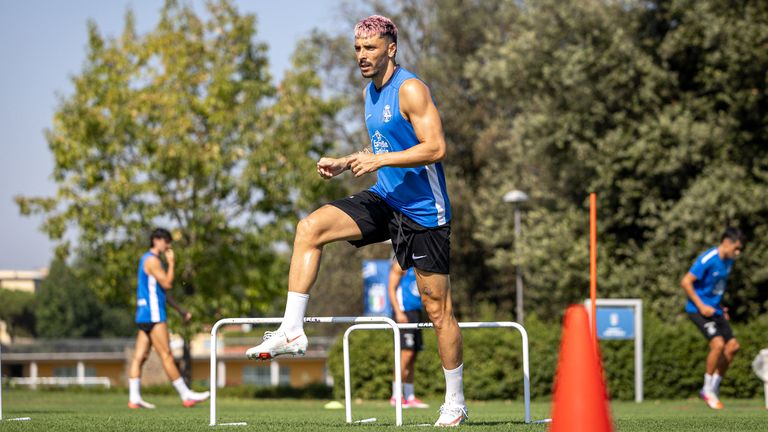Ximo Navarro, durante la sesi�n de entrenamiento de este martes del Deportivo en�Coverciano.