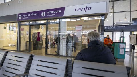 Estaci�n de tren de Huelva d�as despu�s del accidente de Adamuz.