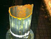 Farola rota en Cumeiro
